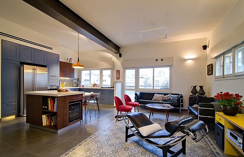 Apartment Renovation - VigiWoods Interior Design